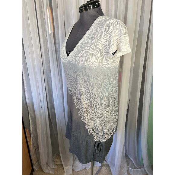 Athleta tunic white burnout paisley V neck active top ombre - Picture 5 of 12